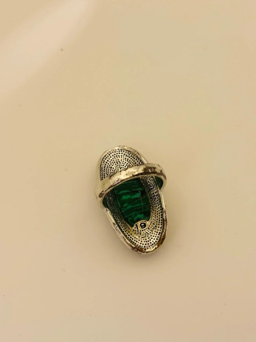 Statement Green Malachite Ring – Size 9, Silver-Tone Band - Picture 8 of 10